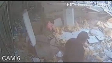 DRAMATIC VIDEO: Security cameras capture Pilger tornado destruction